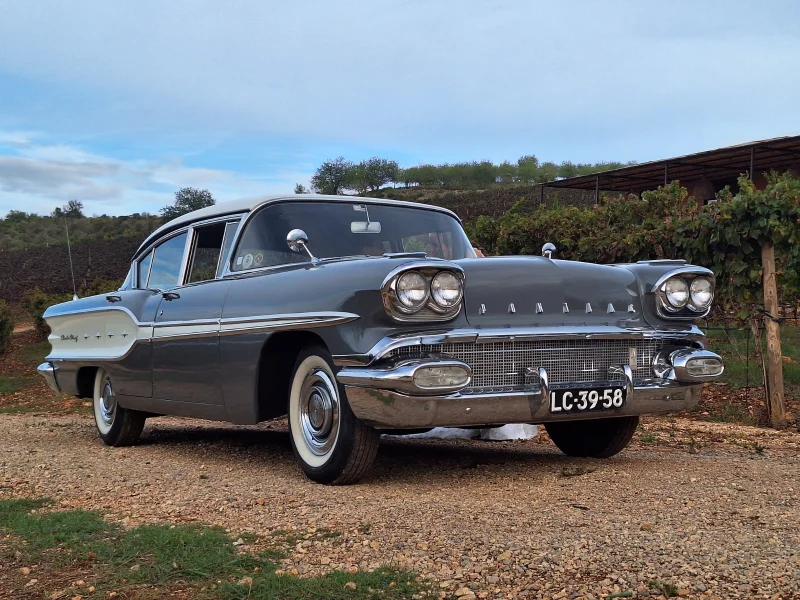 Classic Car & Wine Tour – Pontiac 1958